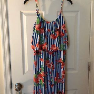 It’s a jumper with flowers